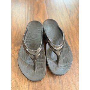 Oofos Oolala Luxe Women's Comfort Thong Sandals Flip Flop Black Size 8 Recovery